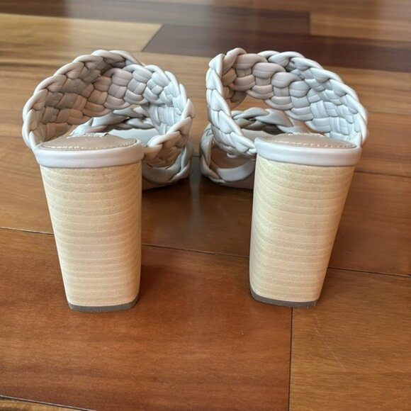 NWOT Steve Madden sandals - Picture 4 of 10